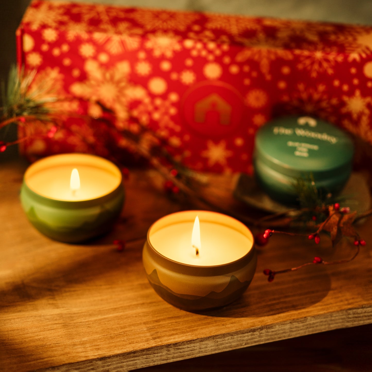 Holiday Scented Candle Gift Box - Three 8oz Aromática Candle Tins - Pumpkin, Pine & Woodsy